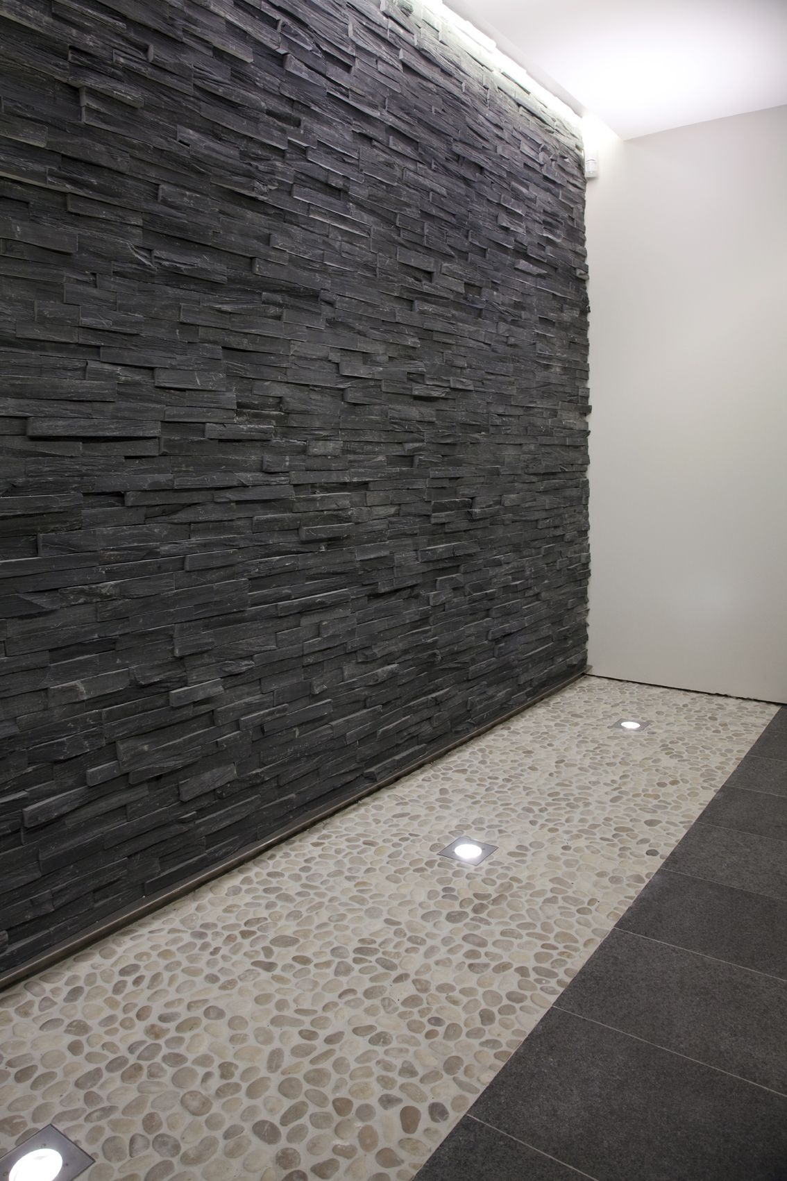Đá slate đen chẻ tự nhiên ốp tường – ảnh tham khảo 12