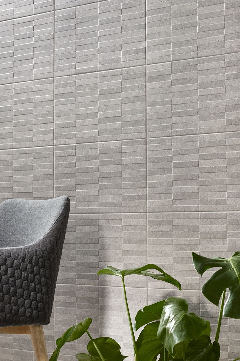 Gạch ceramic màu trung tính ốp tường 300×600 – ảnh tham khảo 3
