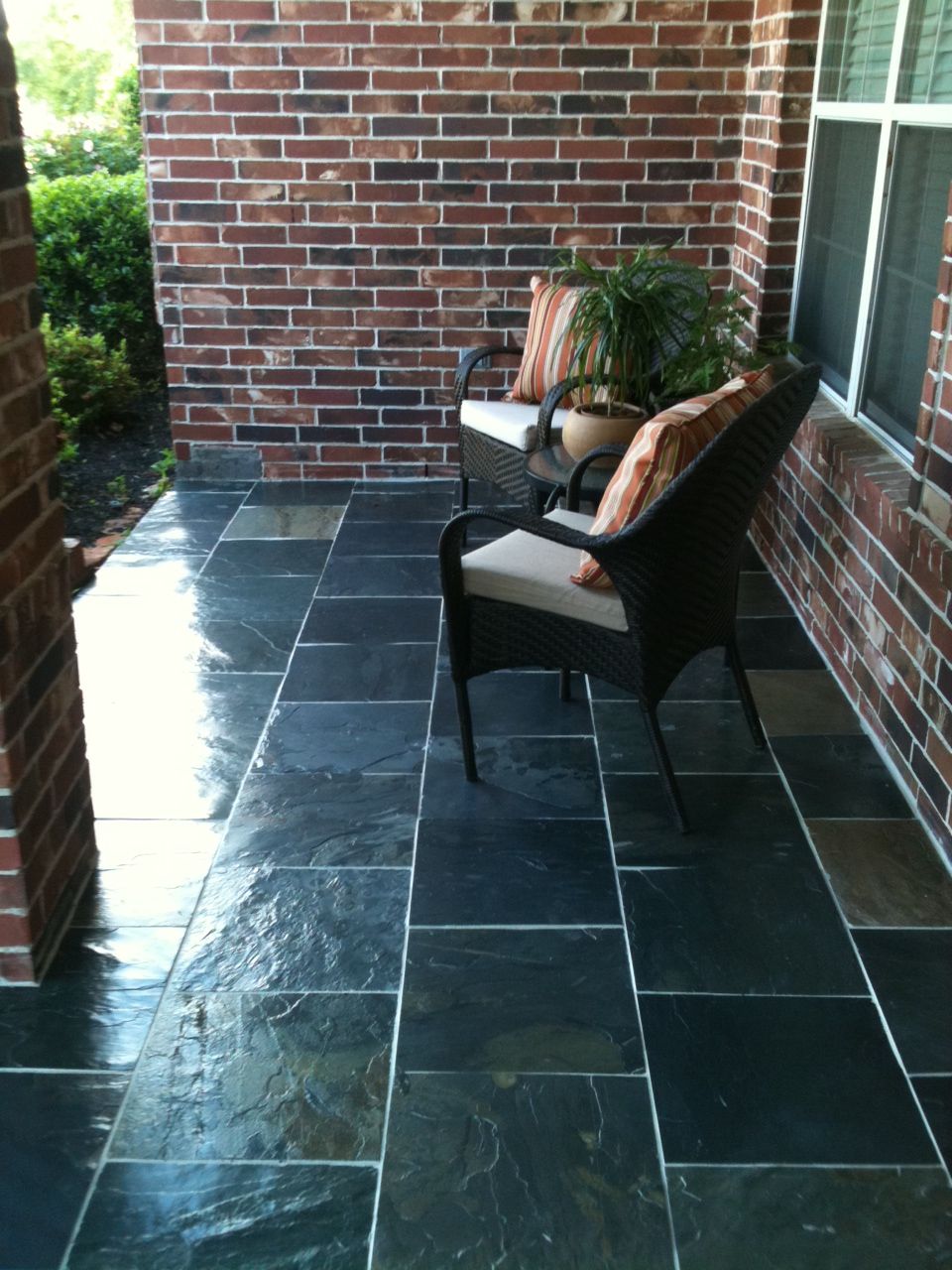 Đá slate đen cắt quy cách lát sân – ảnh tham khảo 4