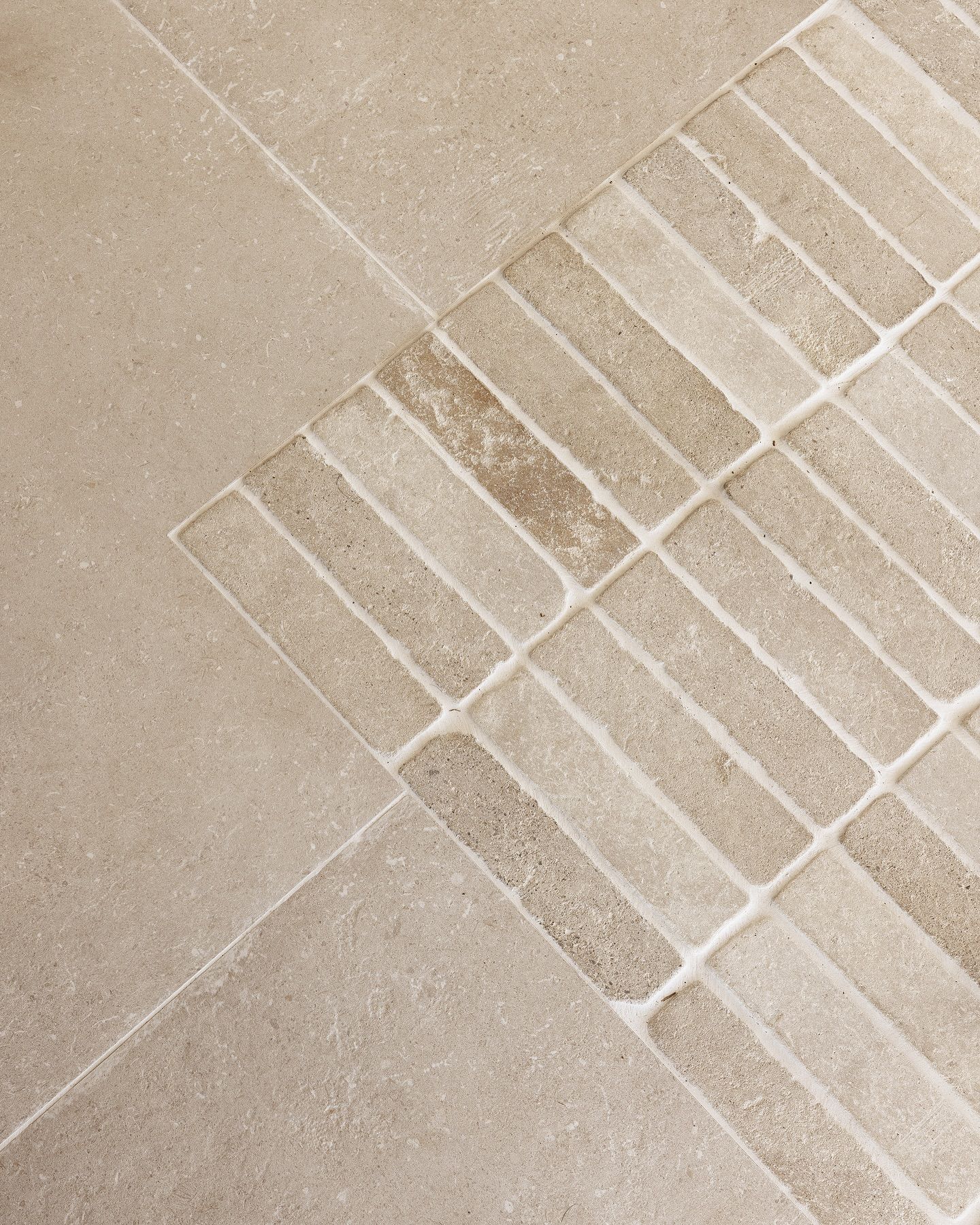 Gạch ceramic lát nền 600×600 – ảnh tham khảo 8