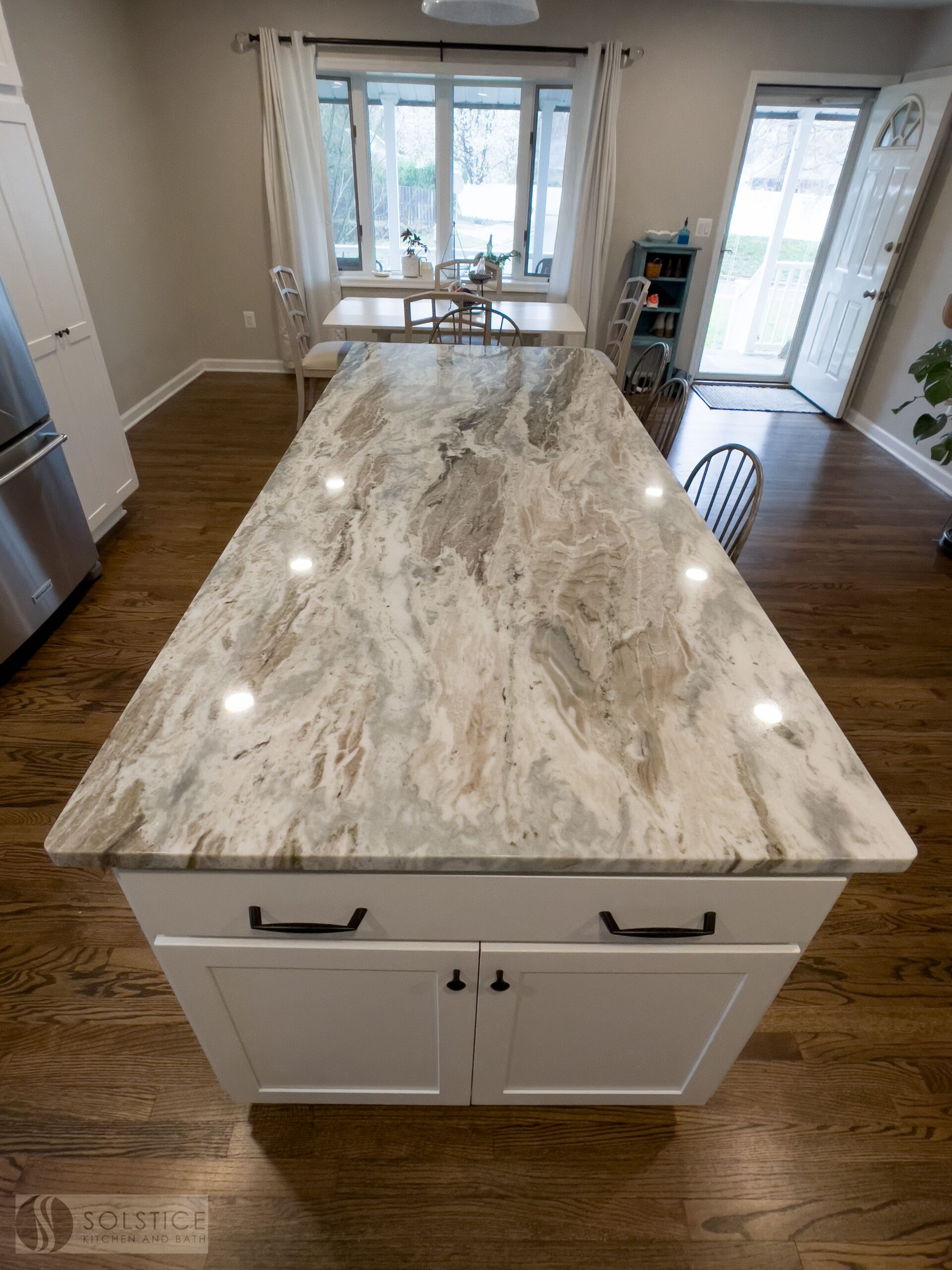 Đá marble cho bàn hoặc quầy khu vực khô – ảnh tham khảo 16