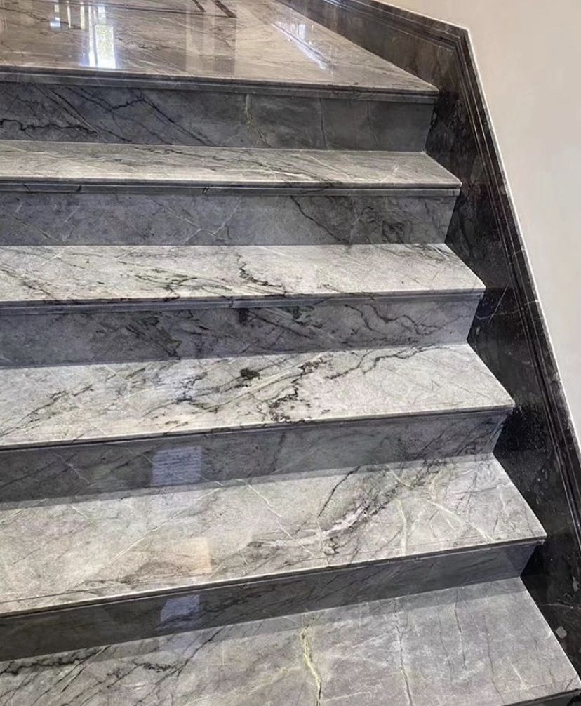 Đá granite tông đỏ hoặc nâu cho cầu thang – ảnh tham khảo 7