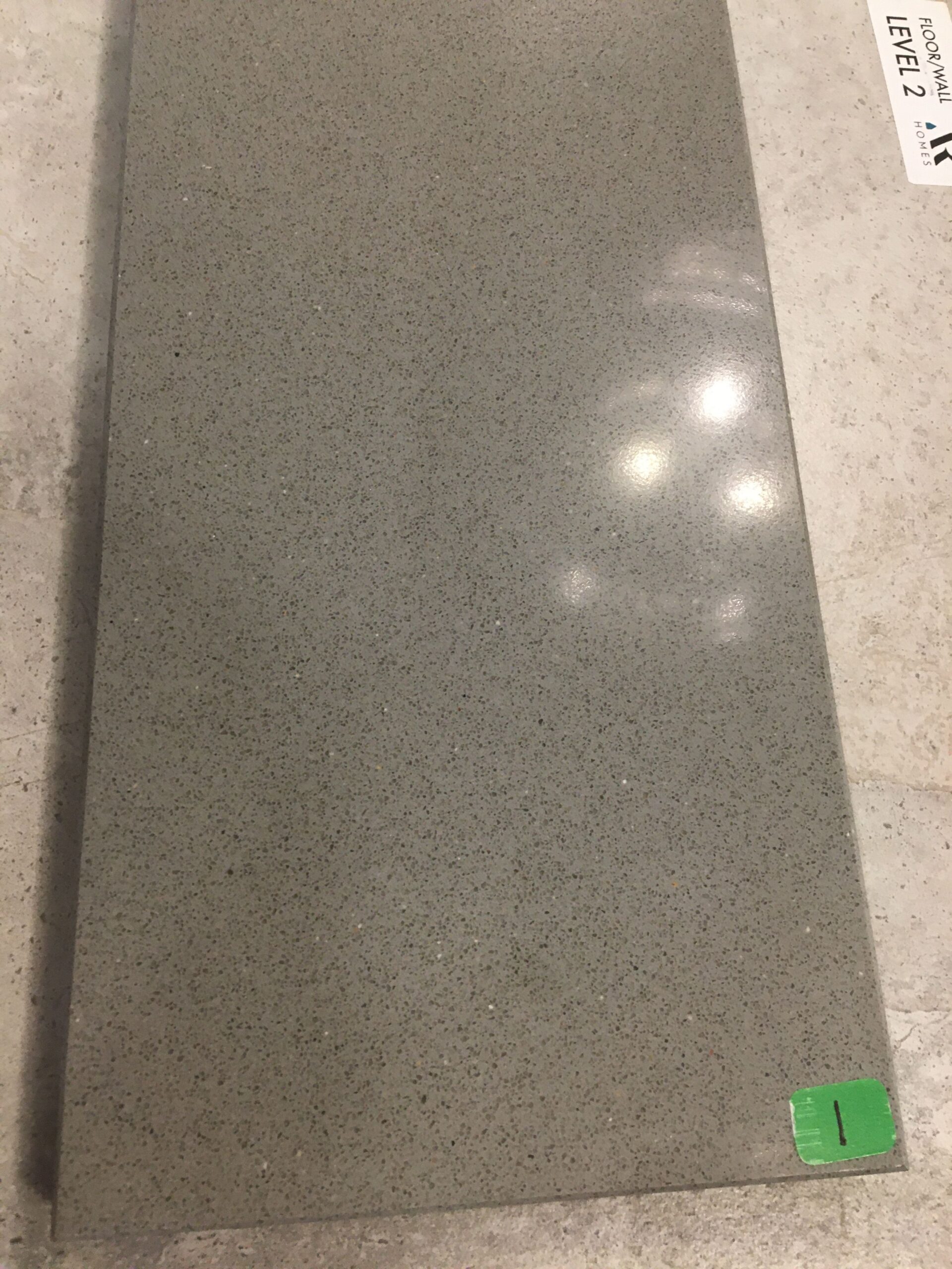 Solid Surface tông xám – ảnh tham khảo 5