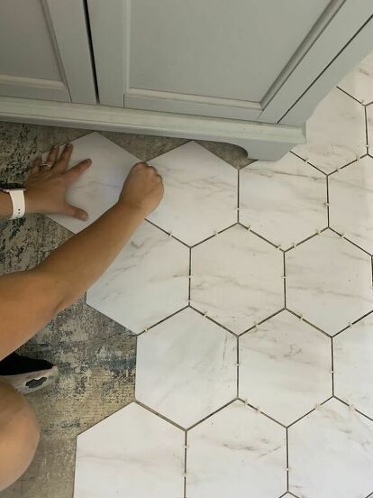Keo màu trắng cho đá sáng hoặc mosaic – ảnh tham khảo 14
