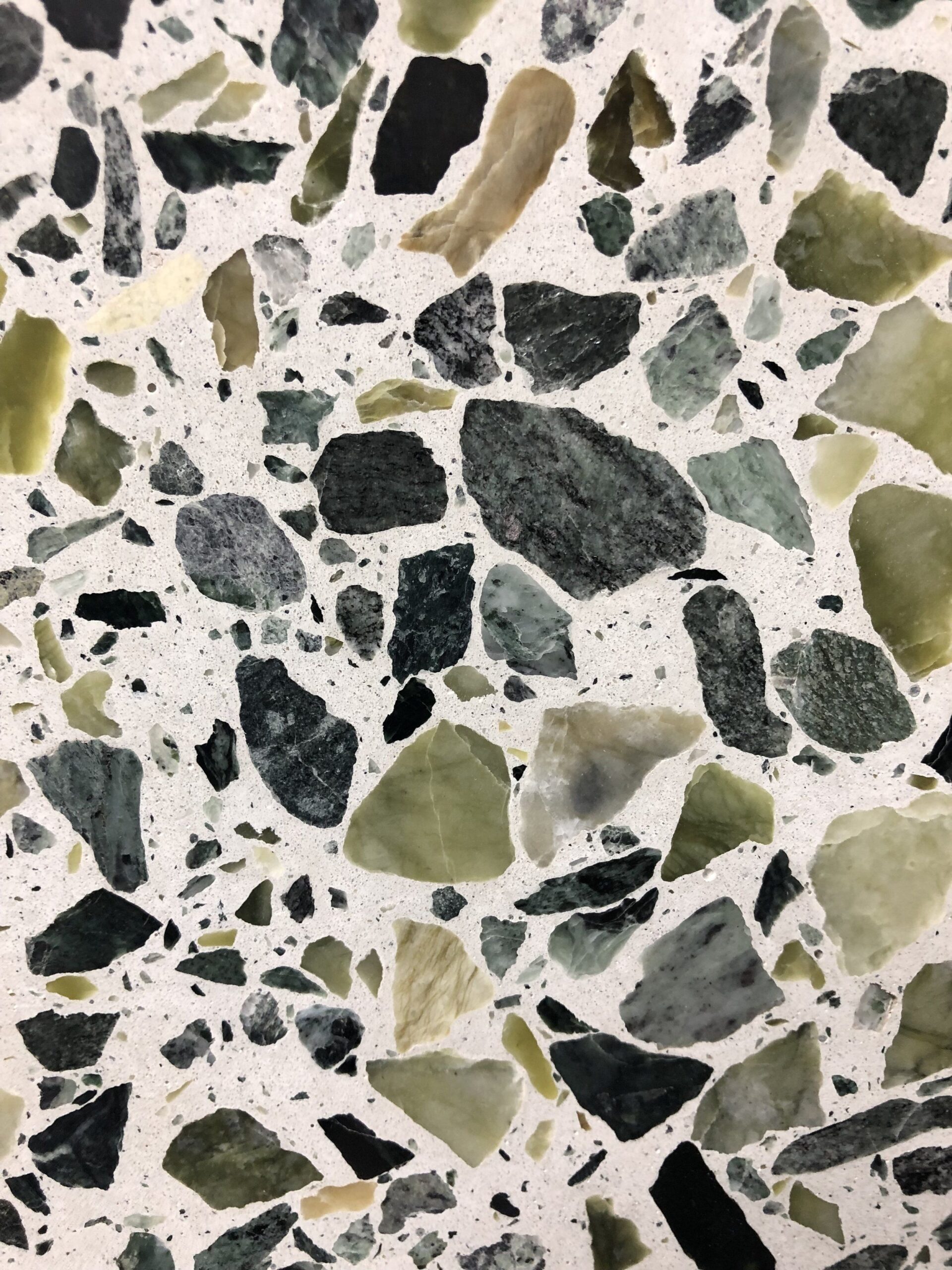 Gạch terrazzo pattern hoặc hạt lớn cho tường điểm nhấn – ảnh tham khảo 9