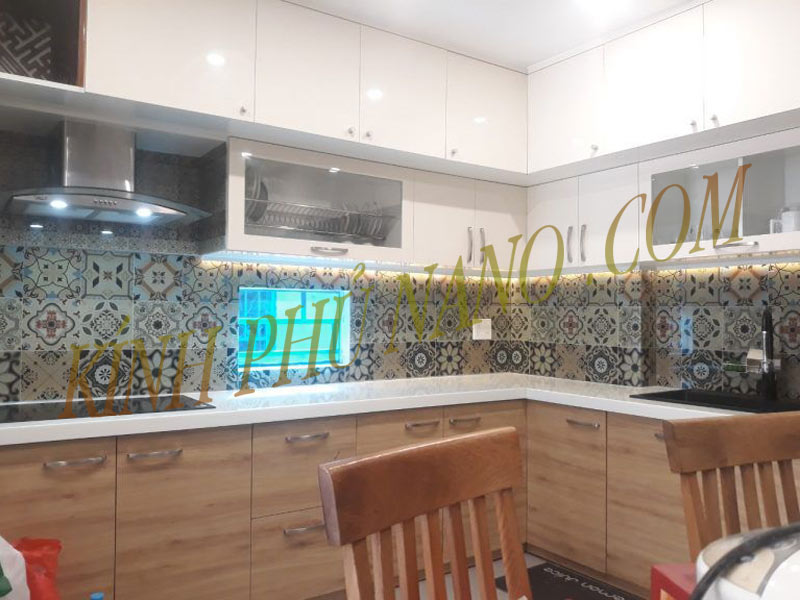 Gạch ceramic decor ốp bếp