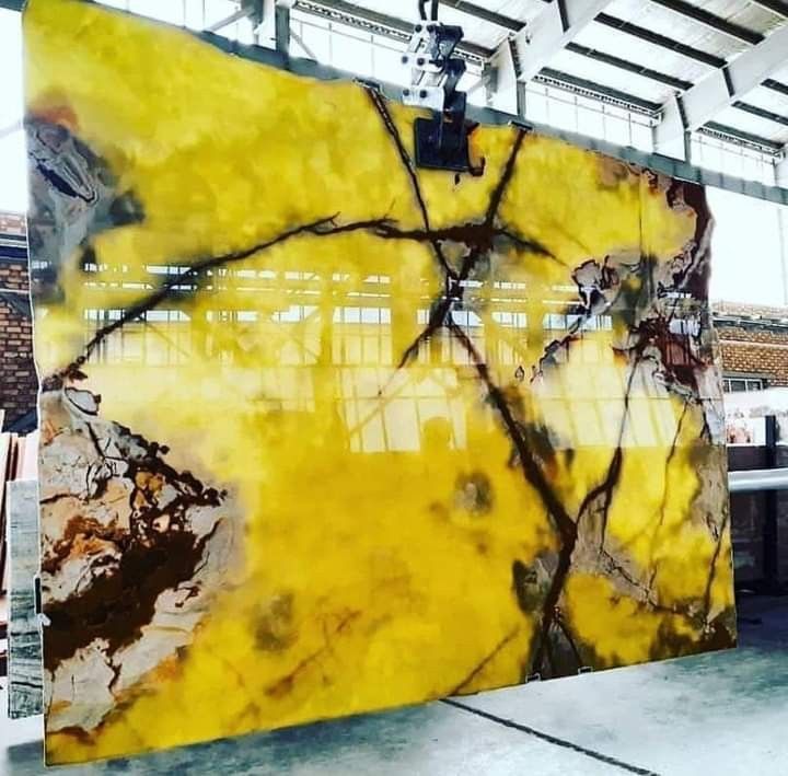 Đá marble tông vàng hoặc nâu cho tường hoặc sảnh – ảnh tham khảo 18