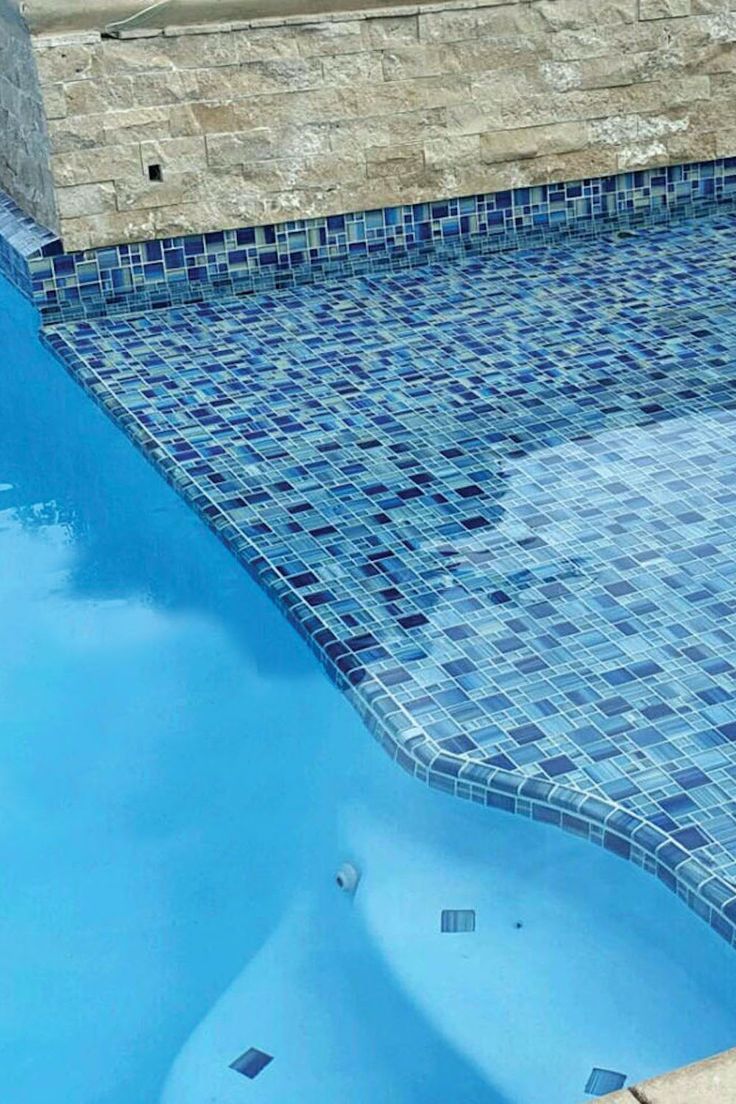 Mosaic thủy tinh cho hồ bơi – ảnh tham khảo 4