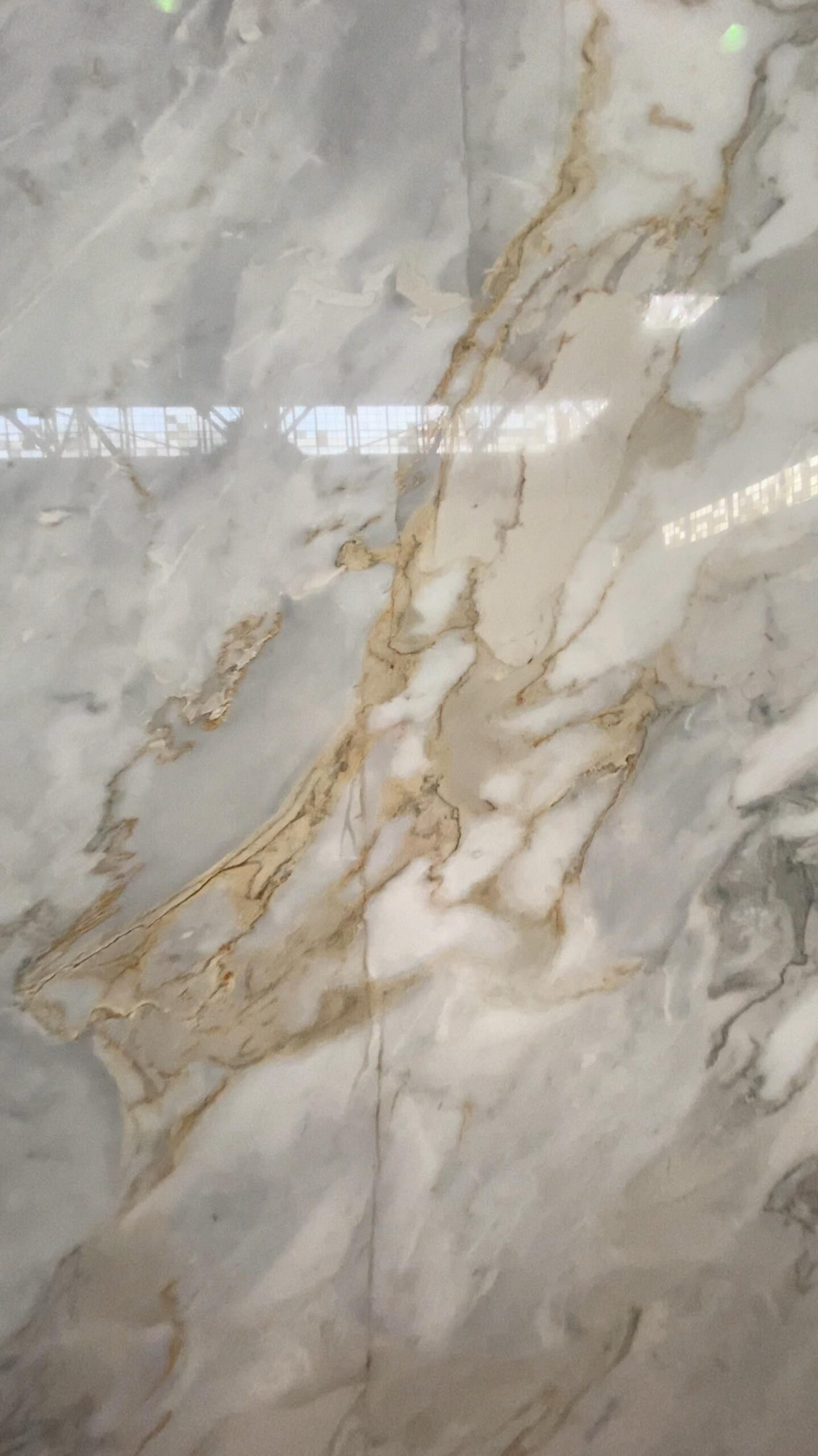 Đá marble vân mạnh cho mảng feature wall – ảnh tham khảo 13