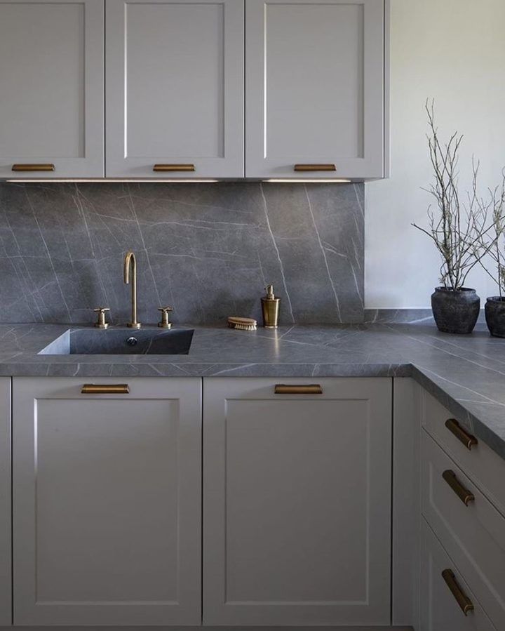 Solid Surface tông xám – ảnh tham khảo 13
