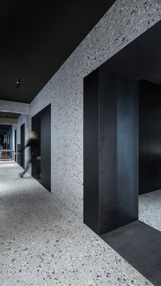 Gạch terrazzo tông tối cho sảnh hoặc quầy – ảnh tham khảo 18