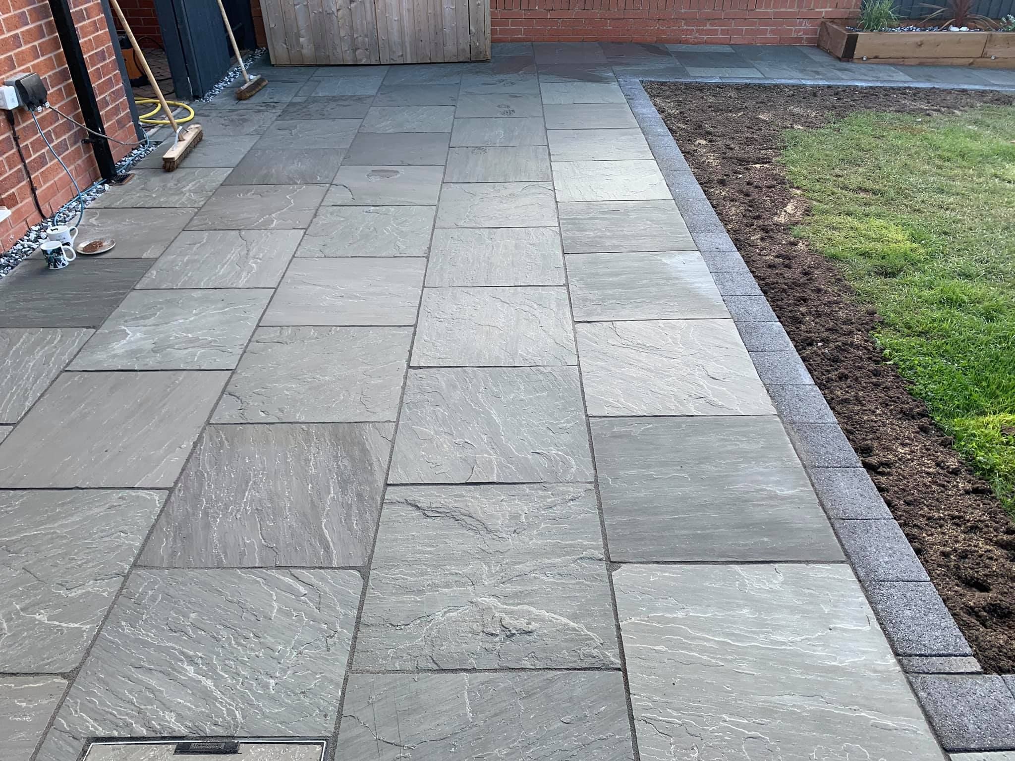 Đá slate xám cắt quy cách lát sân – ảnh tham khảo 6