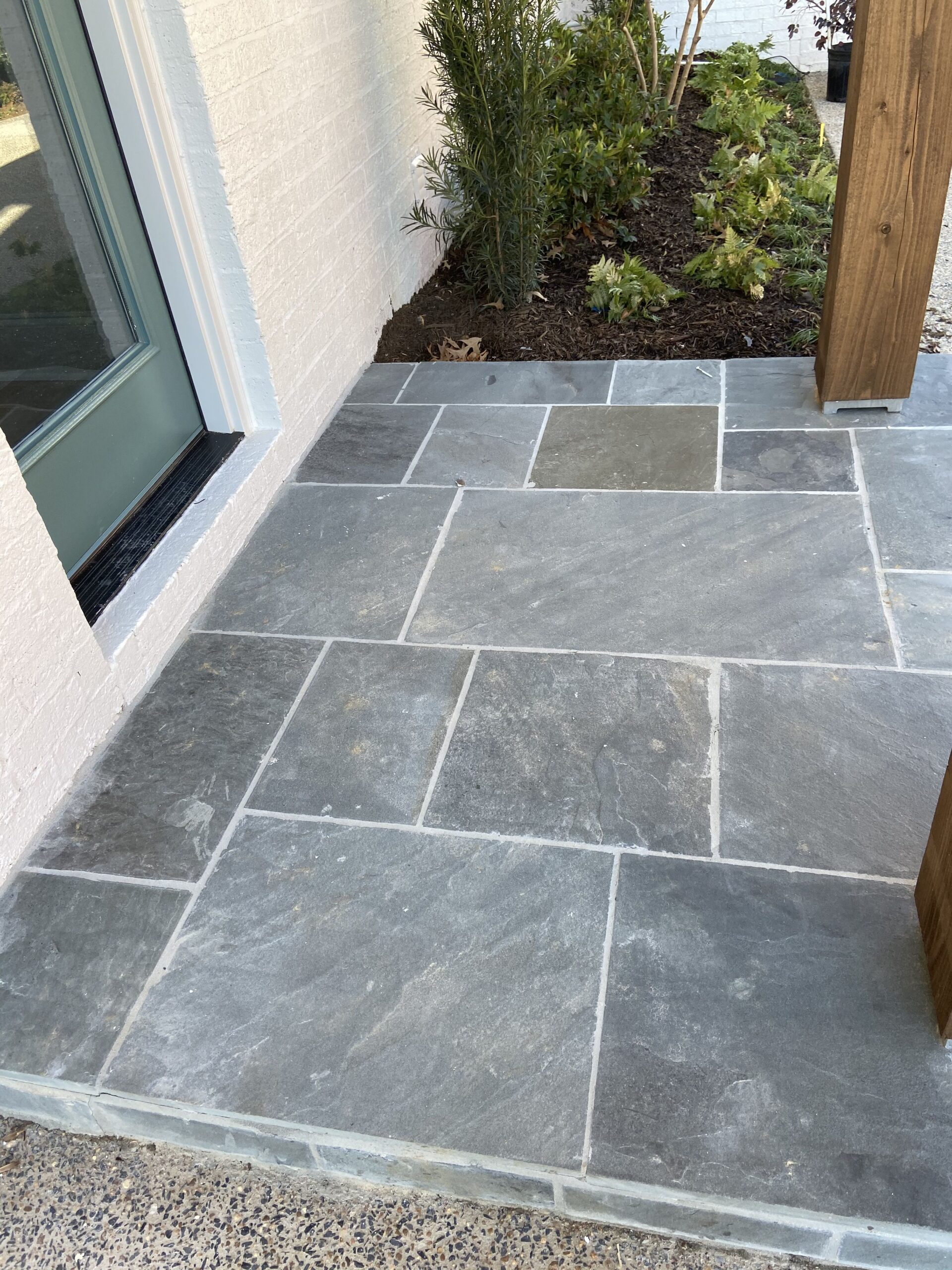 Đá slate xám cắt quy cách lát sân – ảnh tham khảo 5