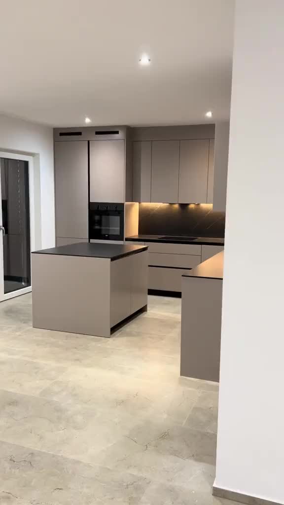 Solid Surface tông xám – ảnh tham khảo 11