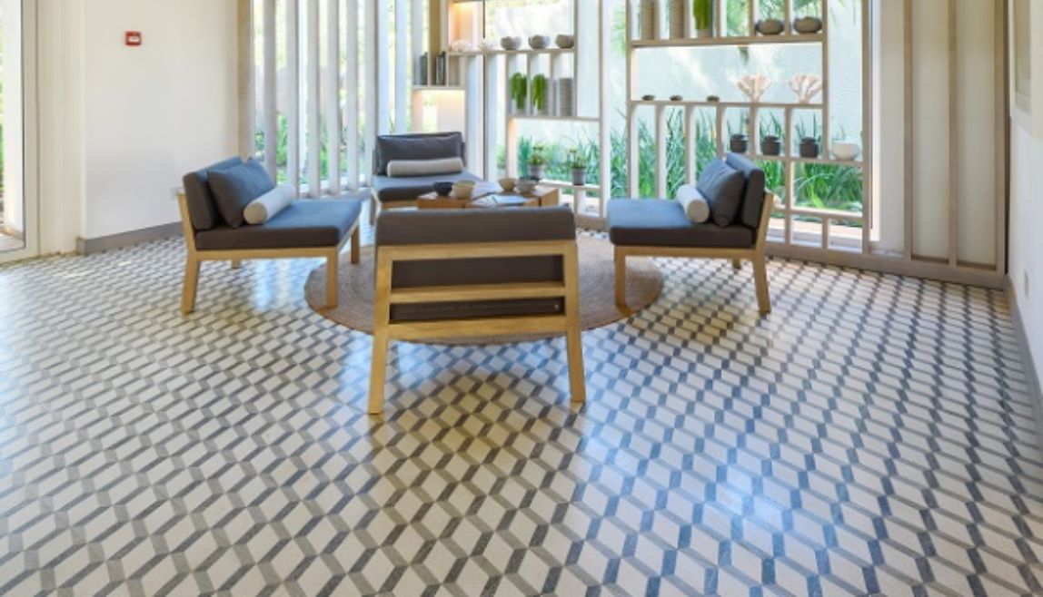 Gạch terrazzo tông trắng hoặc sáng lát nền