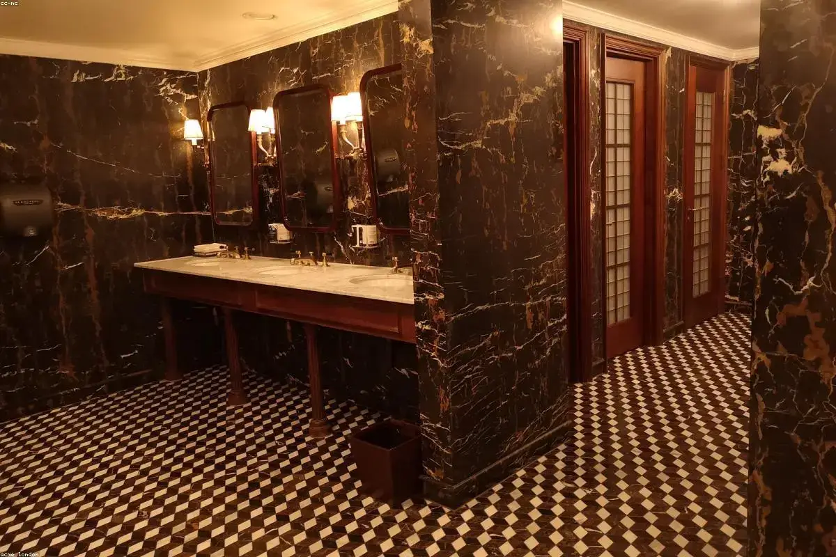 Đá Marble Vân Gỗ 80x80